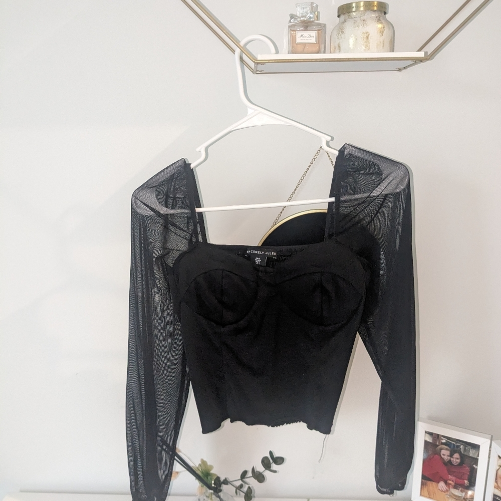Going out mesh sleeve bustier top